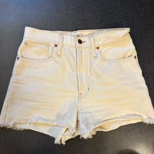 Madewell - The Perfect Jean Short in ivory  sz 27
